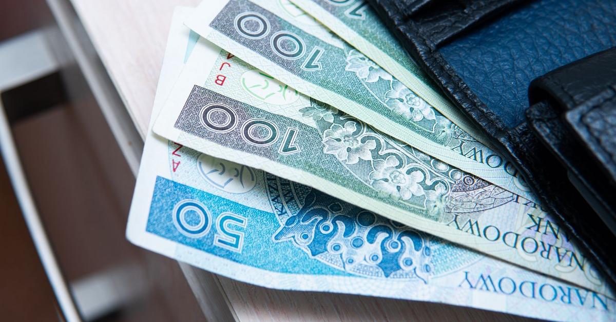 Are you planning to withdraw cash?  A well-known bank announces difficulties