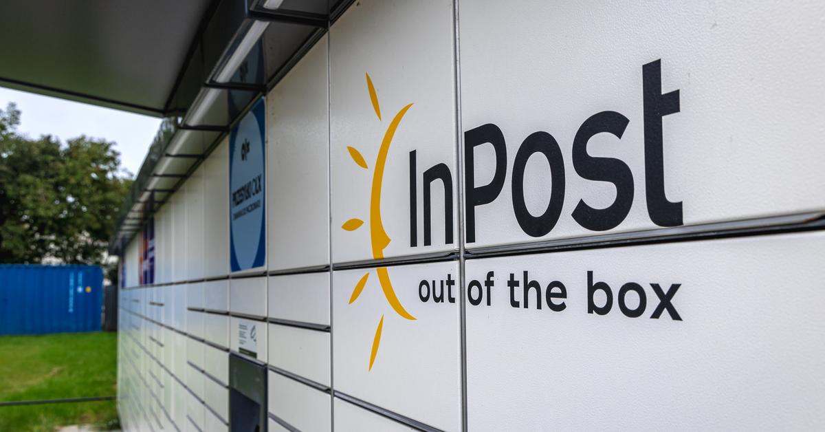 InPost violates the monopoly of Poczta Polska.  Letters can now also be sent by parcel locker
