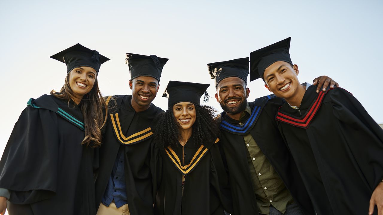 Becas / Universidad / Estudiar