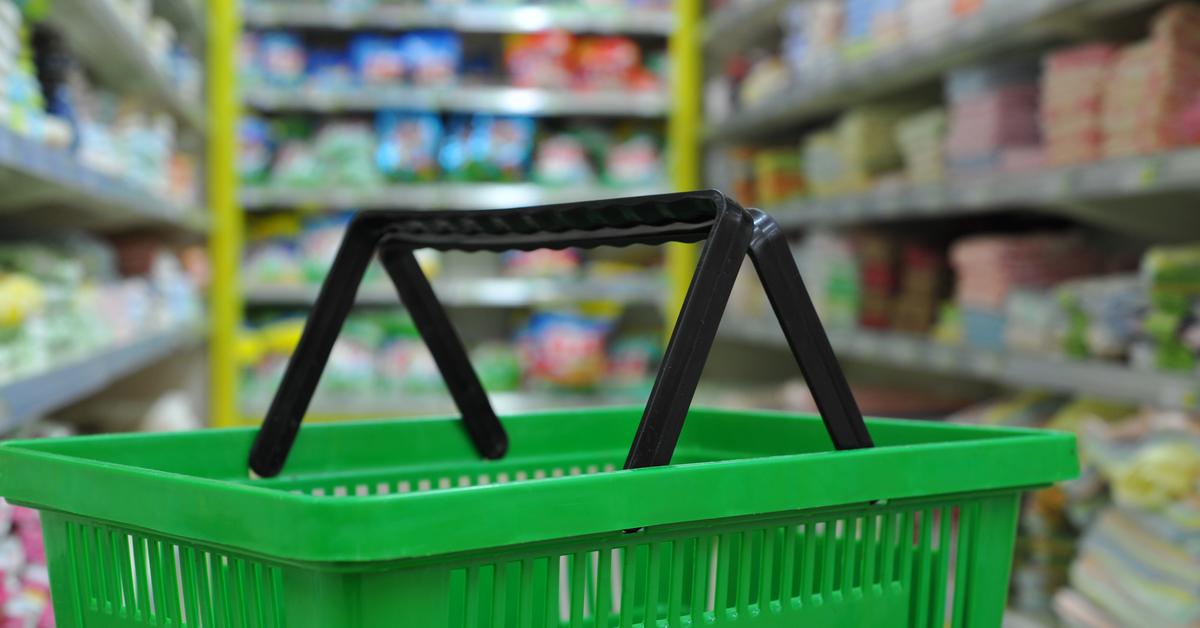 Price war between discount stores: Poles want even lower prices before Christmas