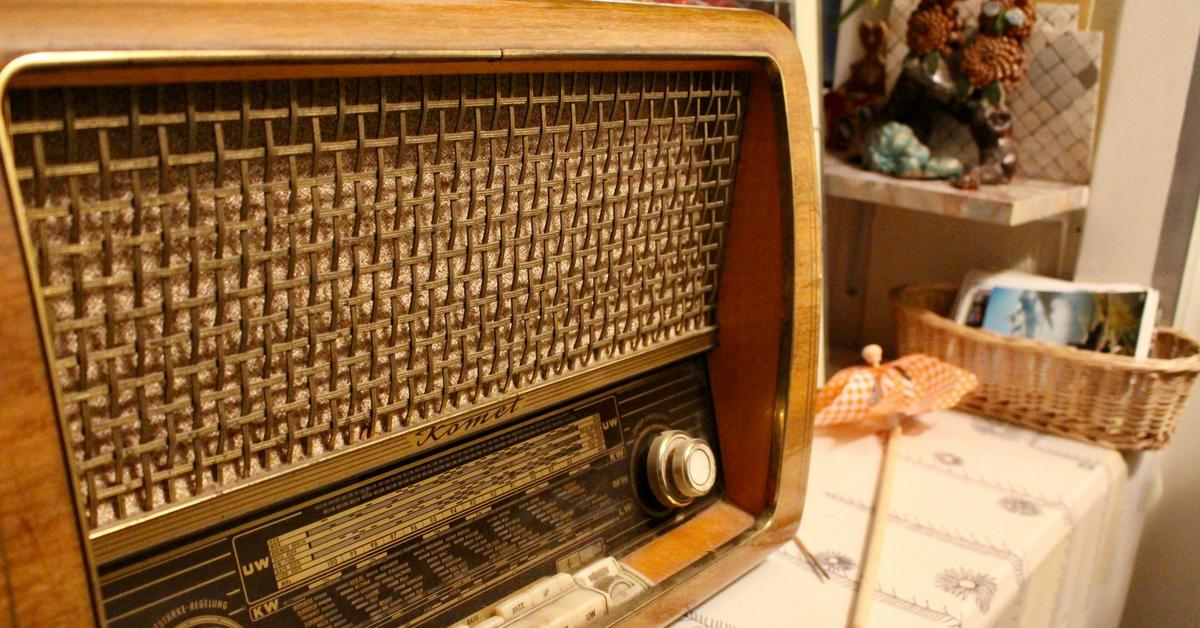 The number of radio listeners has decreased (SURVEY)