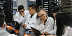 Doctorates in Colombia: keys to socioeconomic development