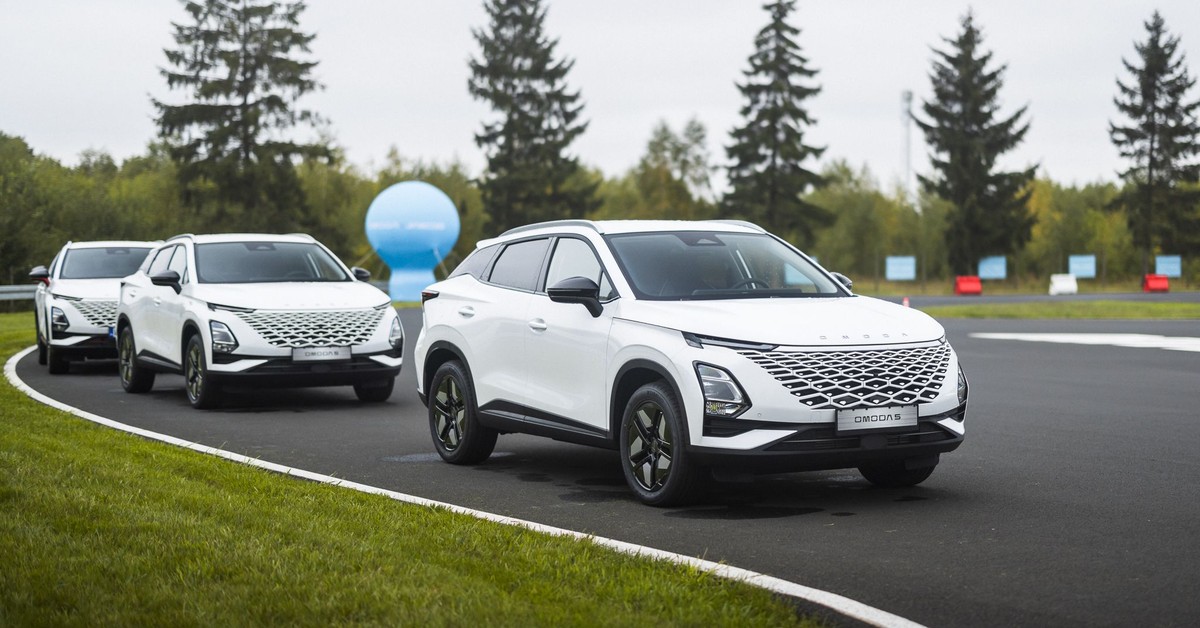 Chery changes her plans. Due to customs, the Barcelona factory will be a year later