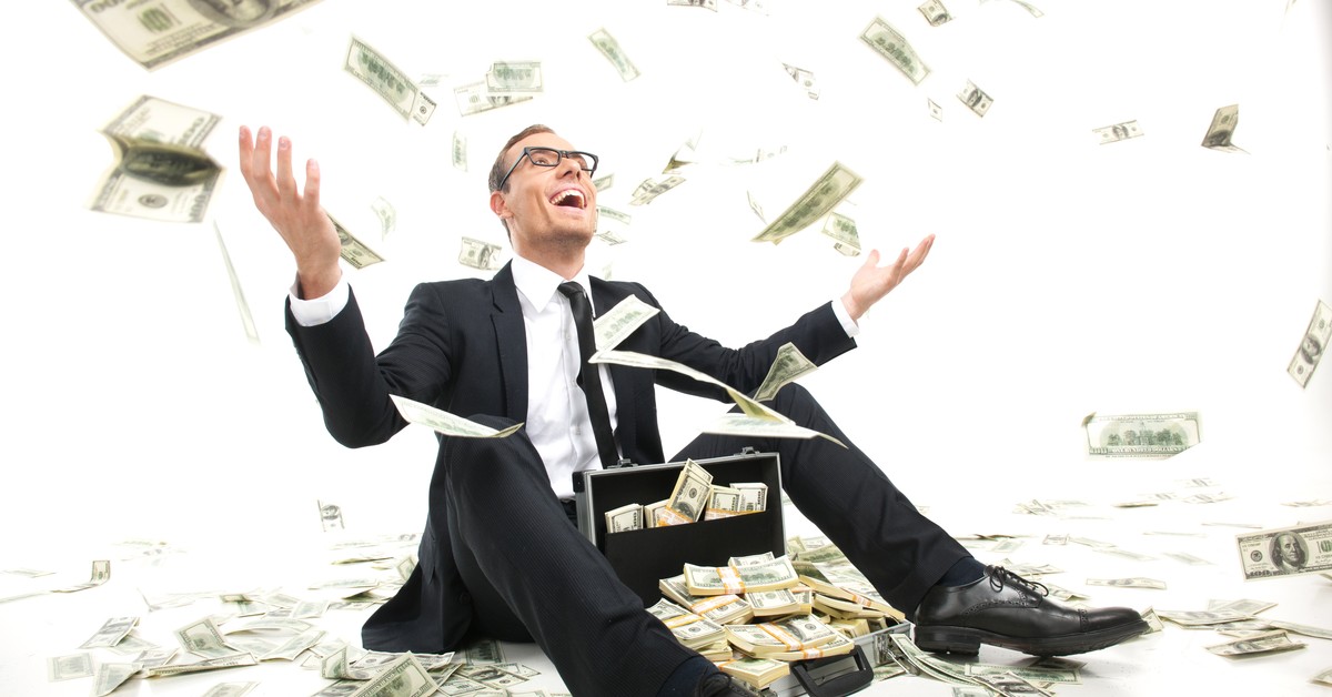 Earnings of general directors. On average, they earn 290 times more than the average employee (TOP10 list)