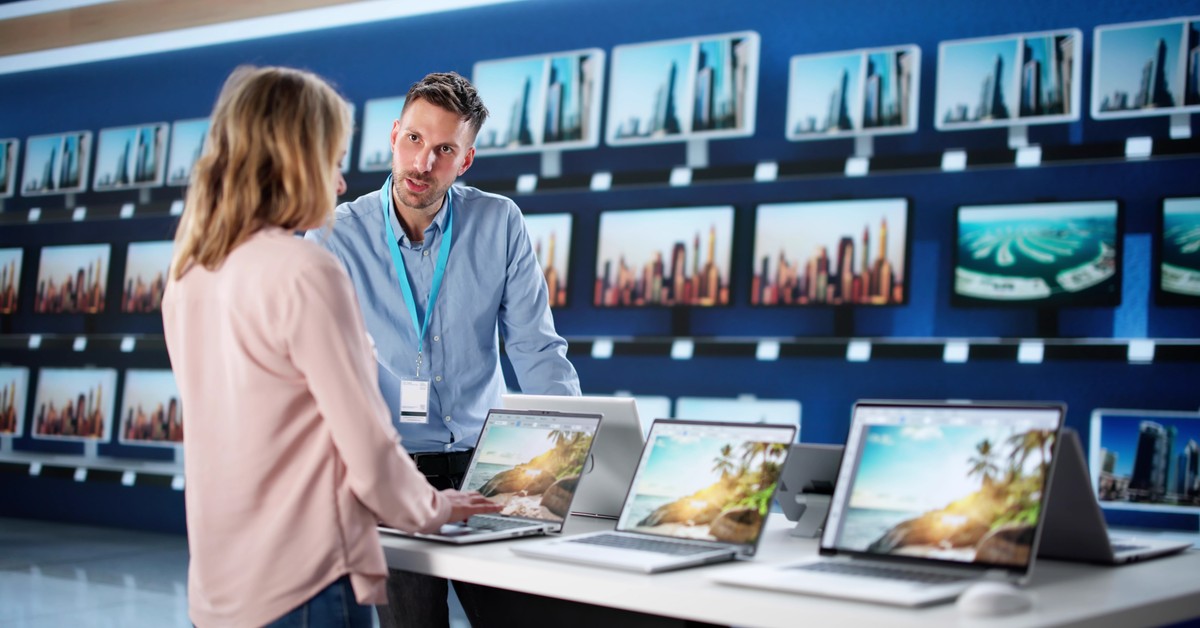 Stationary stores in the era of e-commerce. How is omnichannel changing the electronics market? (Interview)